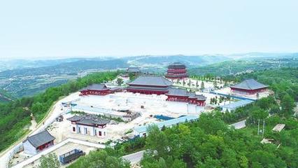 正宁县立足资源优势，大力发展旅游产业